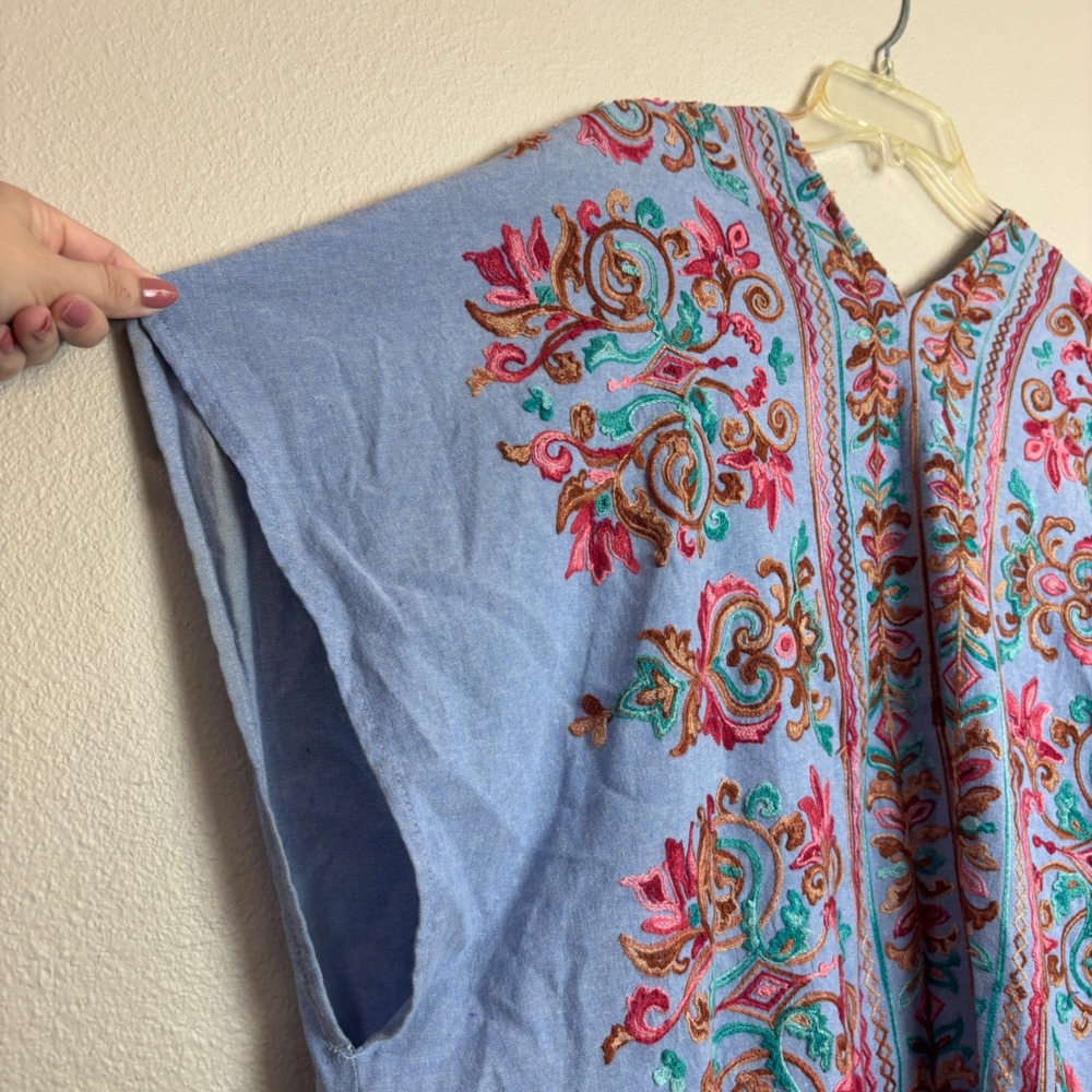 Umgee Kimono Wrap Womens S/M Blue Embroidered Floral Boho Festival Coastal Folk - Picture 11 of 13